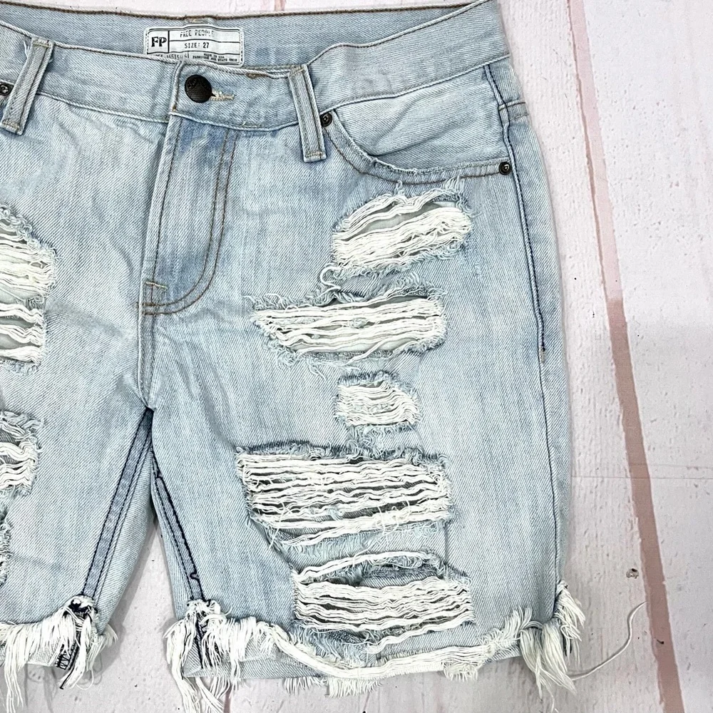 Free People Shredded Distressed Light Bleach Wash Baggy Bermuda Jean Shorts